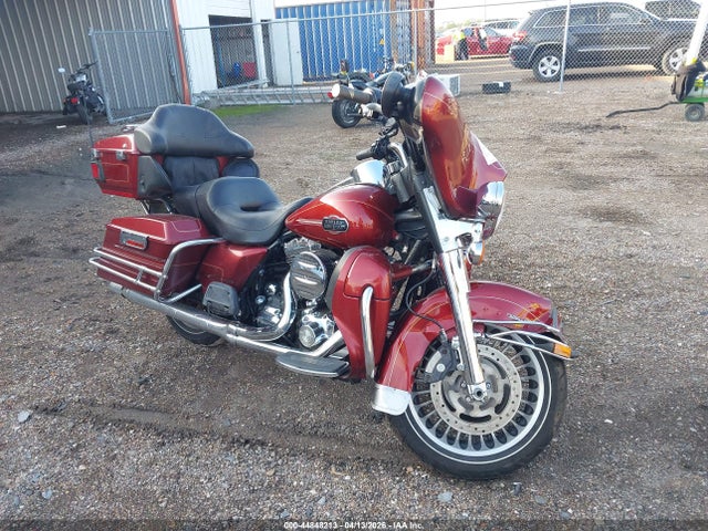 Salvage Harley-Davidson Flhtcu Image