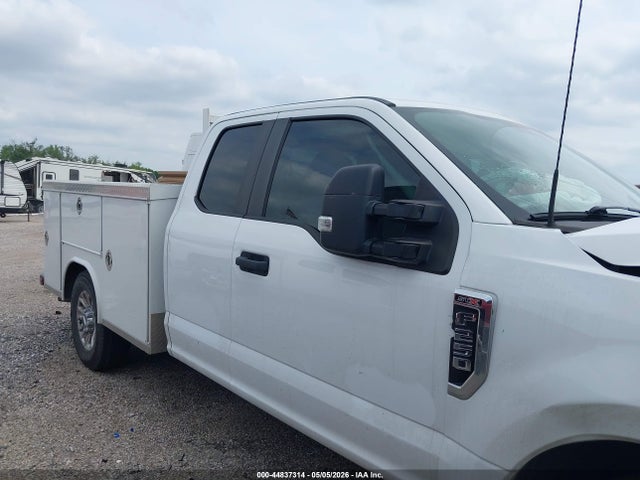 Ford F-250 Xl