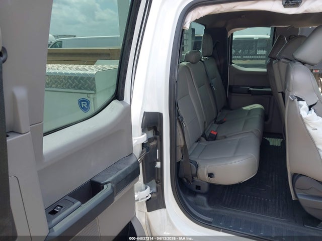 Ford F-250 Xl