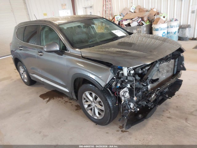Salvage Hyundai SANTA FE Image