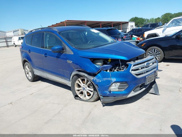 Salvage Ford Escape Image