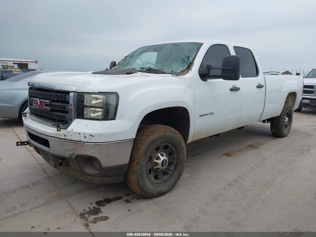 General Motors Sierra 3500HD Work Truck