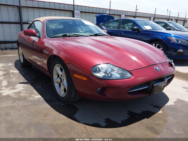 Salvage Jaguar Xk8 Image