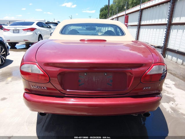 Jaguar Xk8