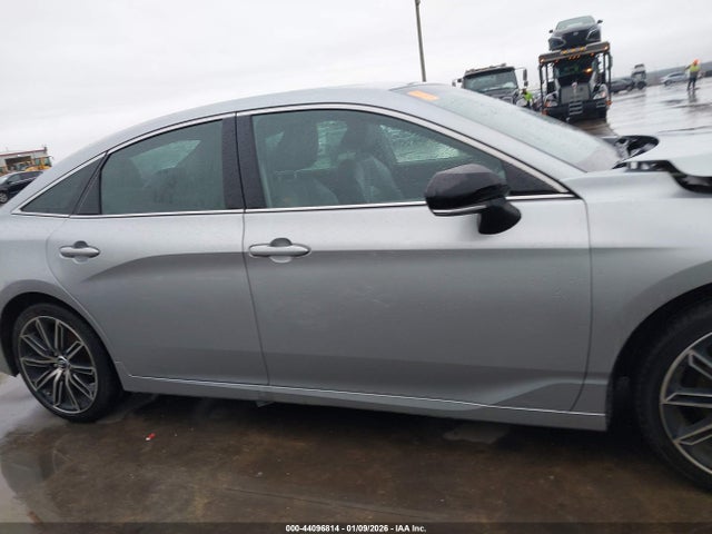 Toyota Avalon Xse