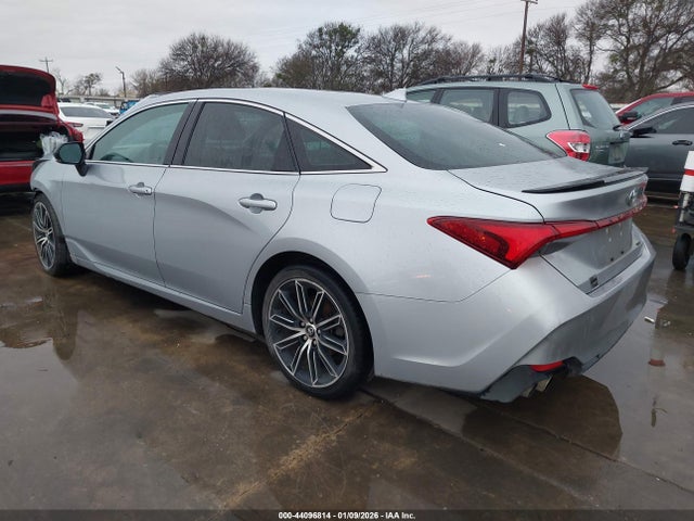 Toyota Avalon Xse
