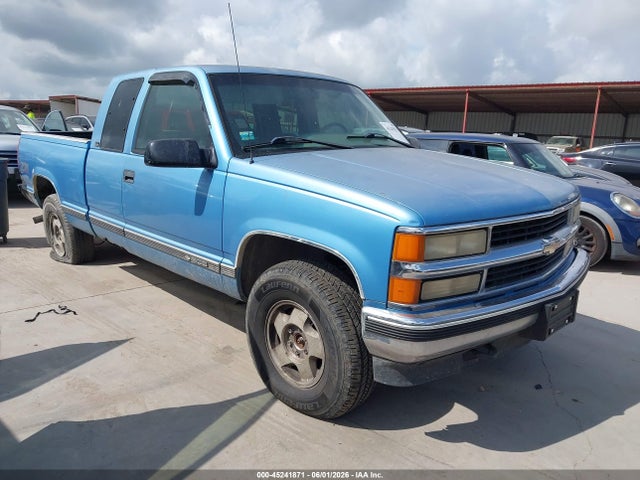 Salvage Chevrolet Gmt Image