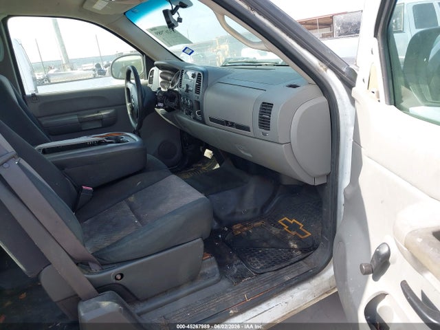 Chevrolet Silverado 2500 Work Truck