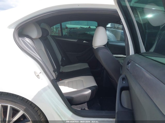 Volkswagen Jetta 1.8t Sport