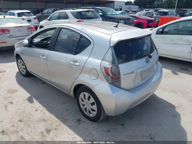 Toyota Prius c Two