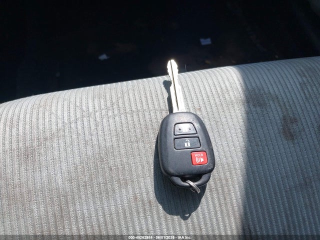 Toyota Prius c Two