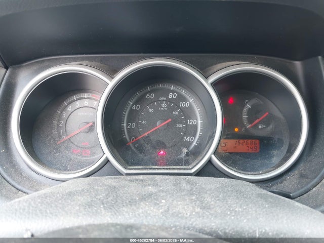 Nissan Versa 1.8 S