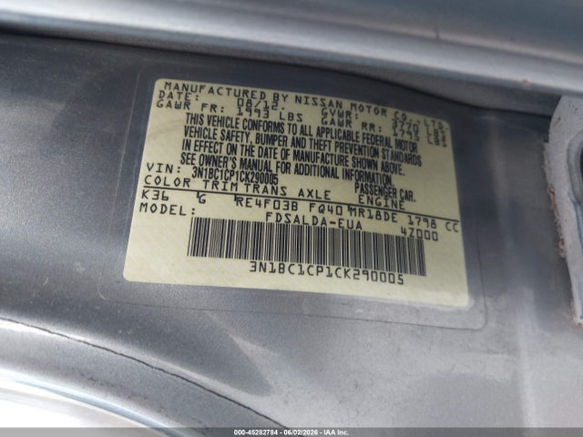 Nissan Versa 1.8 S