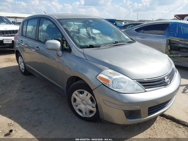 Salvage Nissan Versa Image