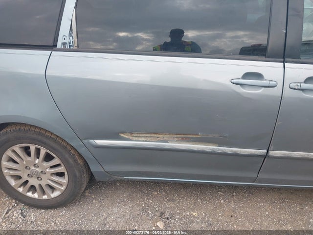 Toyota Sienna Xle Limited