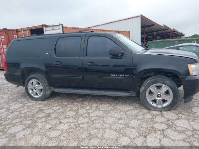 Chevrolet Suburban 1500 Lt