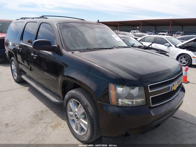 Salvage Chevrolet Suburban 1500 Image