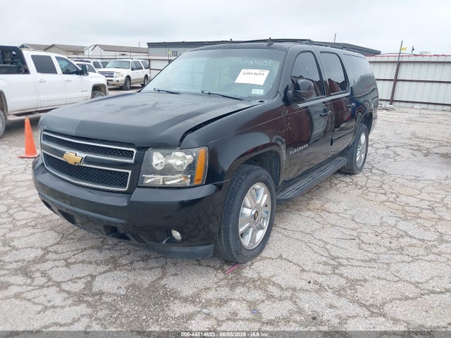 Chevrolet Suburban 1500 Lt