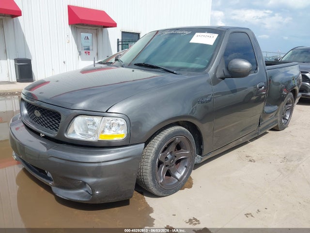 Ford F-150 Svt Lightning