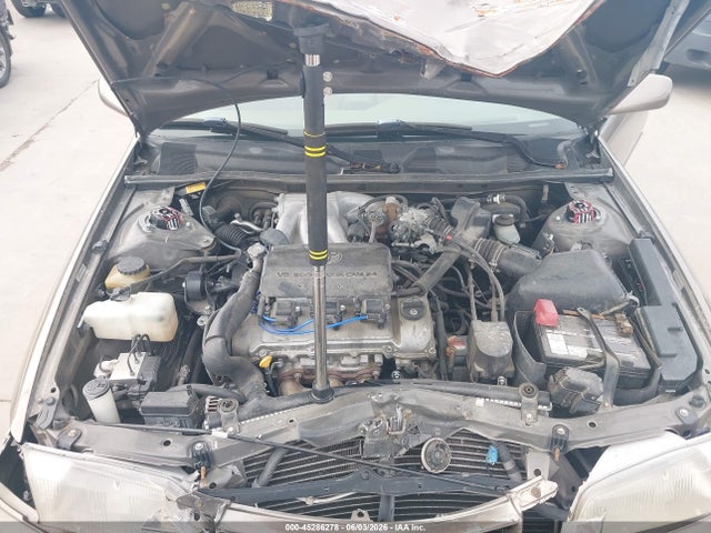 Toyota Camry Le V6