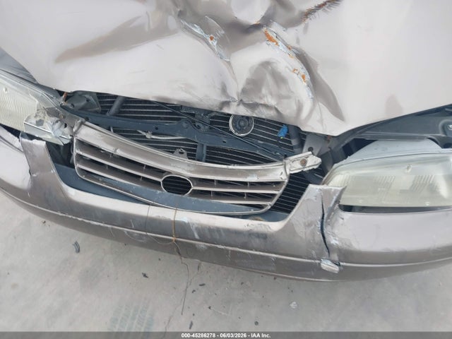 Toyota Camry Le V6