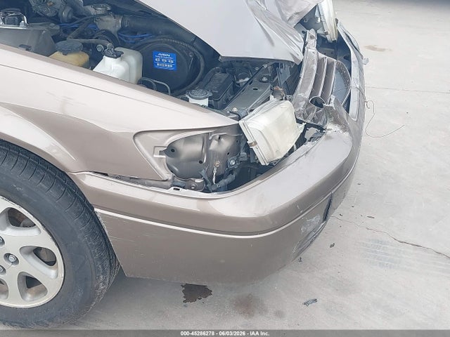 Toyota Camry Le V6