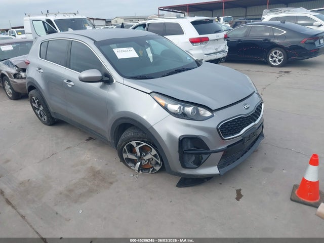 Salvage Kia Sportage Image