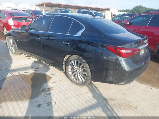 INFINITI Q50 3.0t Luxe