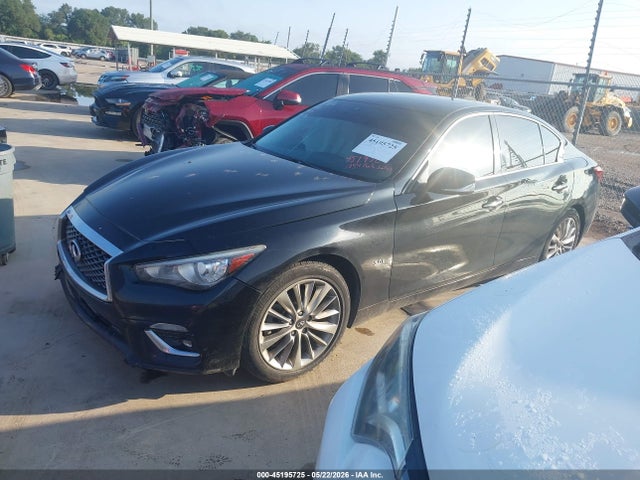 INFINITI Q50 3.0t Luxe