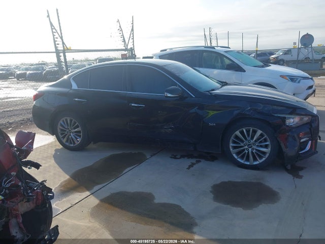 INFINITI Q50 3.0t Luxe