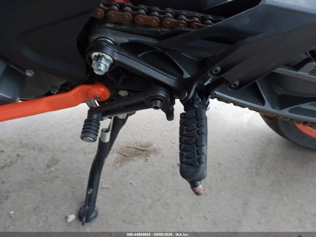 KTM 390 Duke