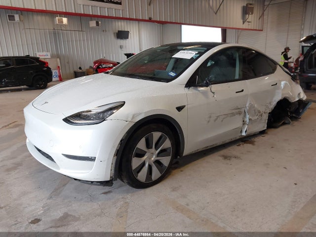 Tesla Model Y Long Range Dual Motor All-wheel Drive