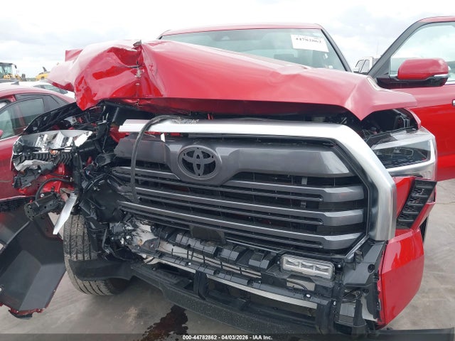 Toyota Tundra Limited Crewmax 5.5' Bed