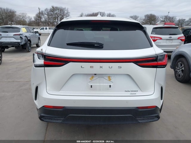Lexus NX Premium