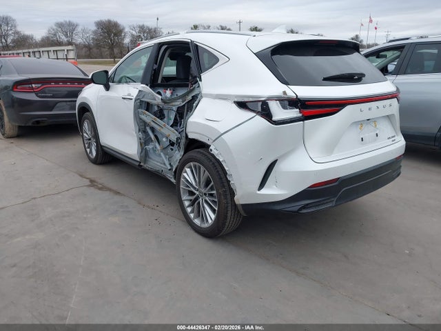 Lexus NX Premium