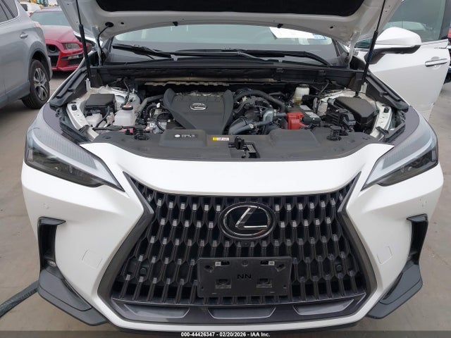 Lexus NX Premium
