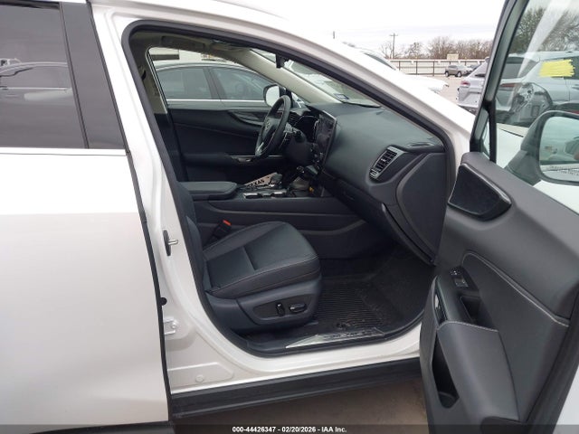 Lexus NX Premium