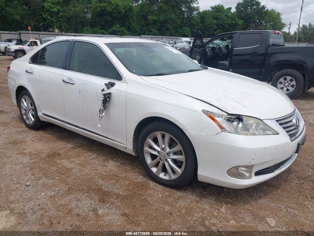 Salvage Lexus Es Image
