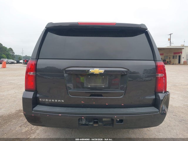 Chevrolet Suburban Ls