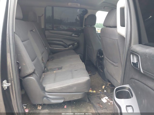 Chevrolet Suburban Ls