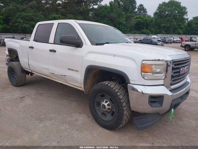 Salvage GMC Sierra 2500 Image
