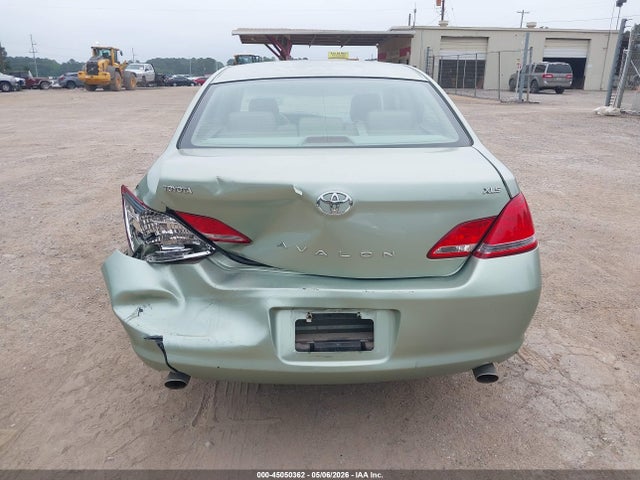Toyota Avalon Xls