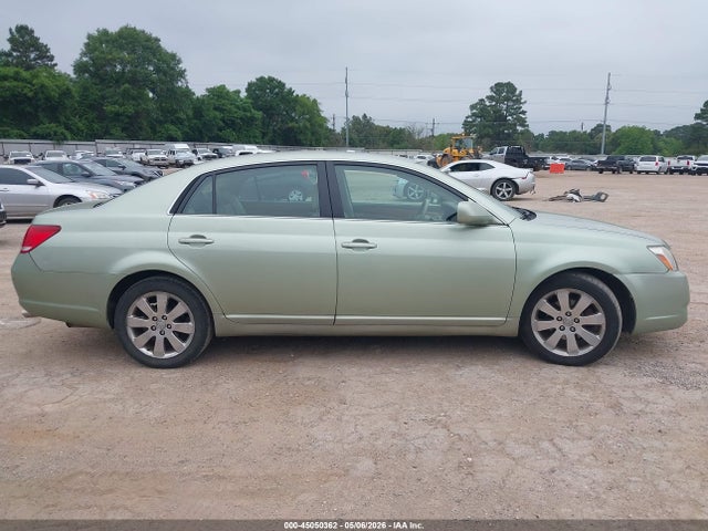 Toyota Avalon Xls