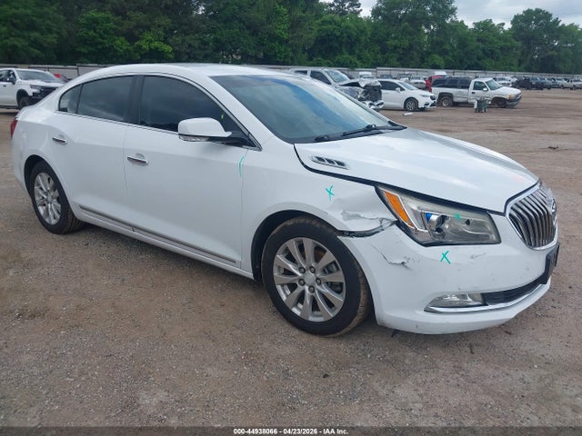 Salvage Buick LaCrosse Image