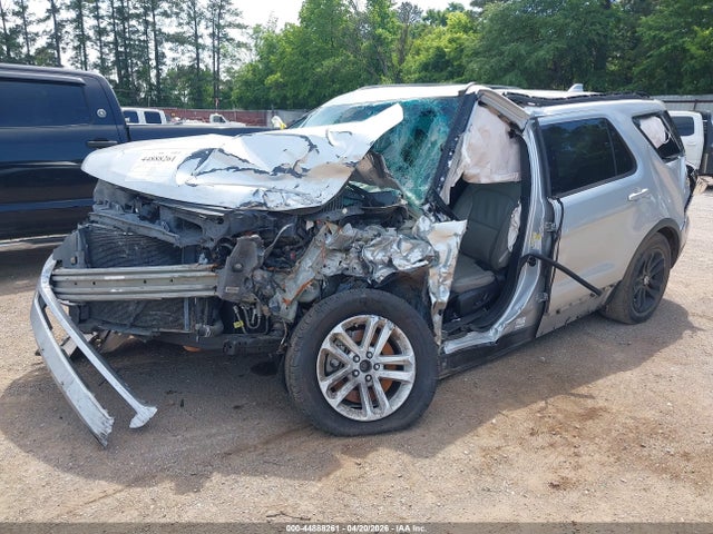 Ford Explorer Xlt