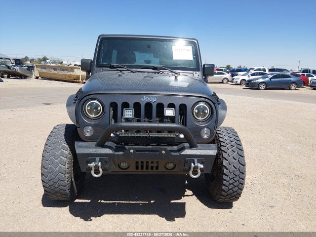 Jeep Wrangler Sport 4x4