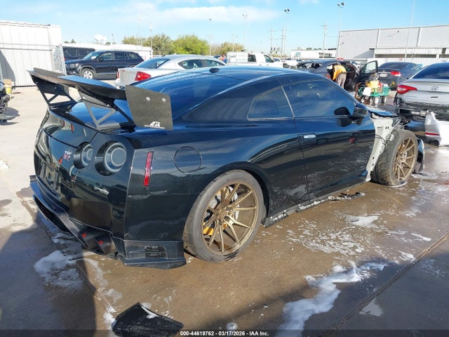 Nissan GT-R Track Edition