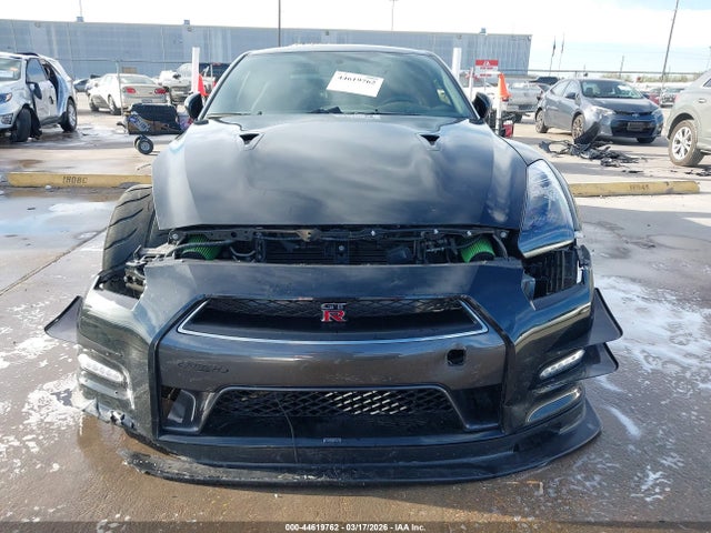 Nissan GT-R Track Edition
