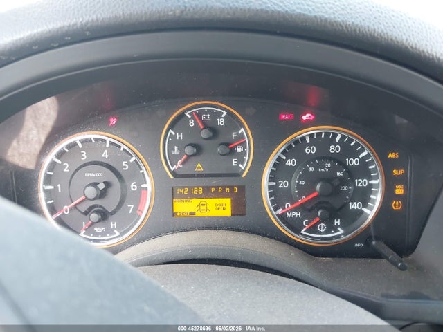 Nissan Armada Le