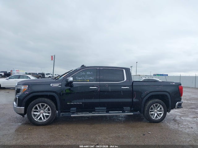 GMC Sierra 1500 4wd  Short Box Slt